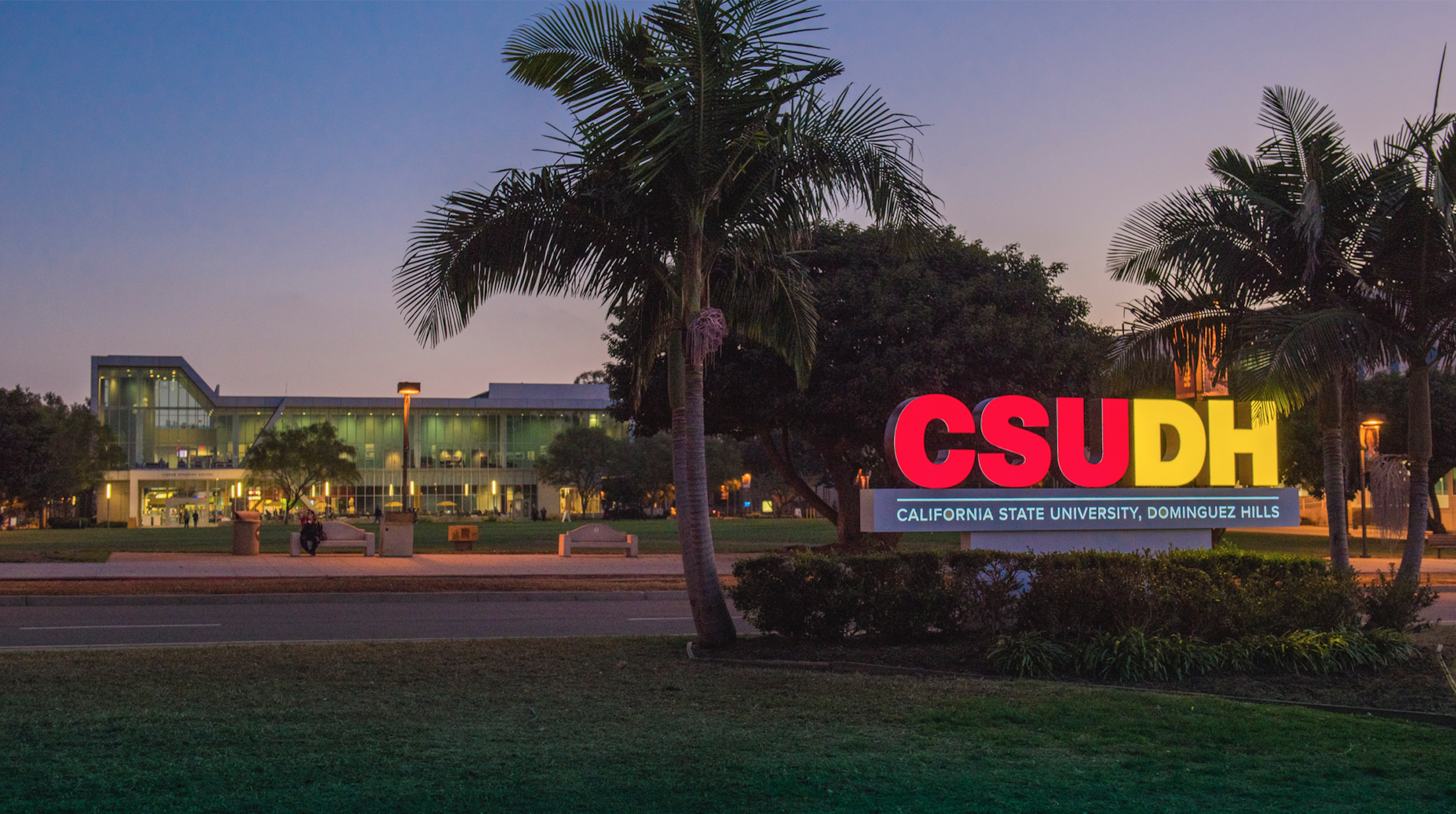 CSUDH Sign on Campus